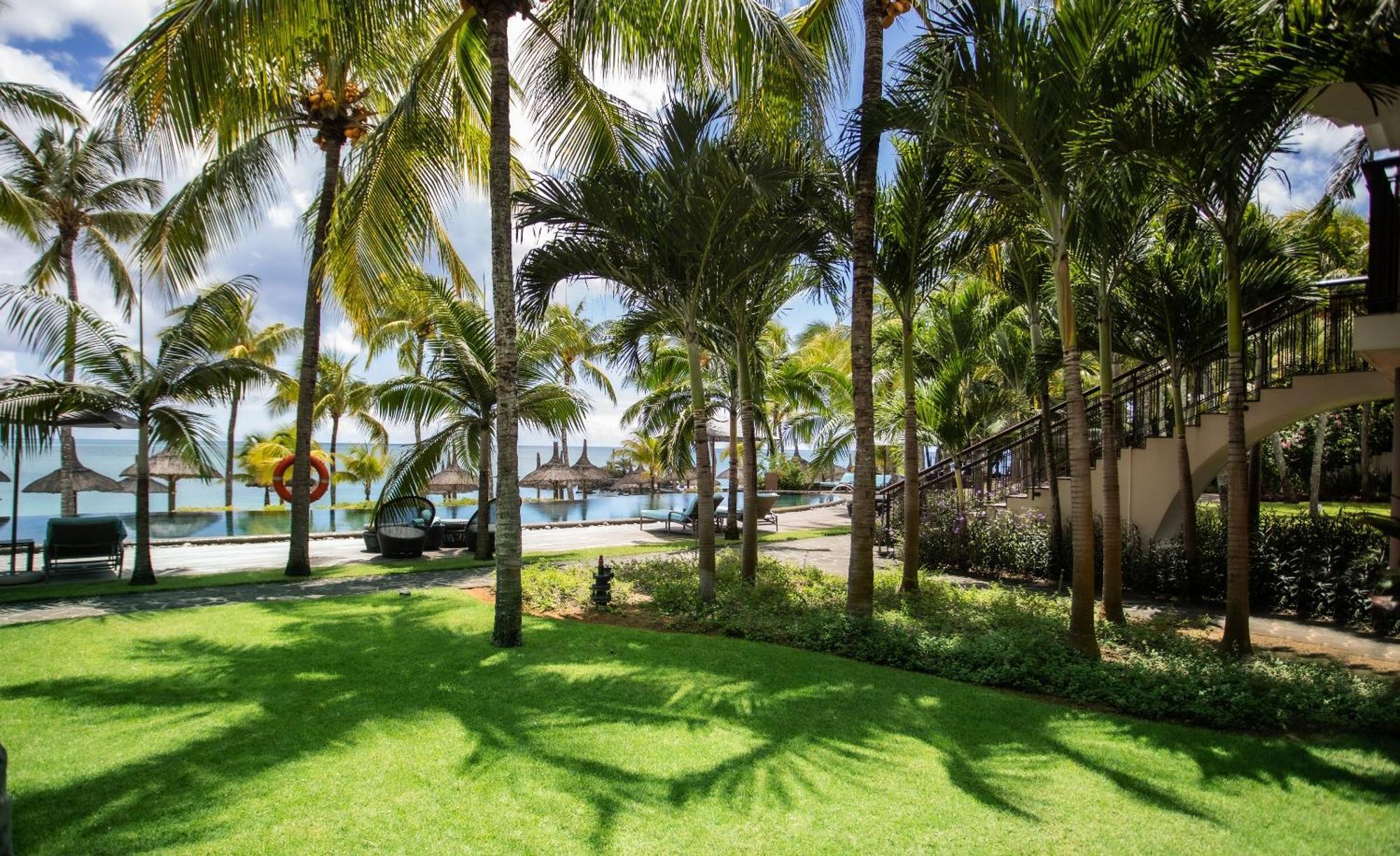 Royal Palm Beachcomber Luxury Grand Bay