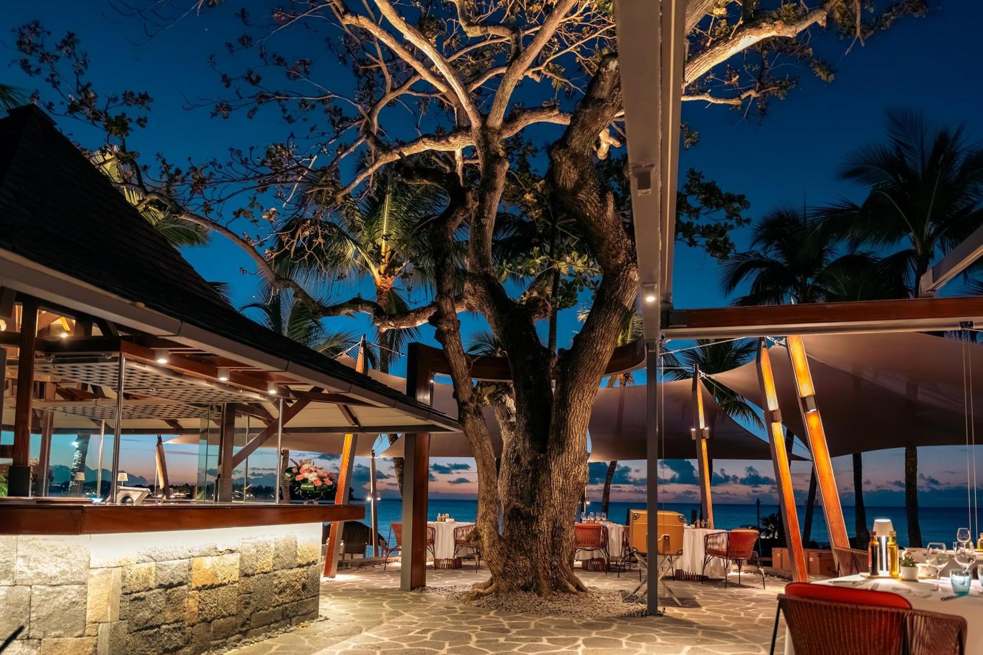 सहारा Royal Palm Beachcomber Luxury 5*