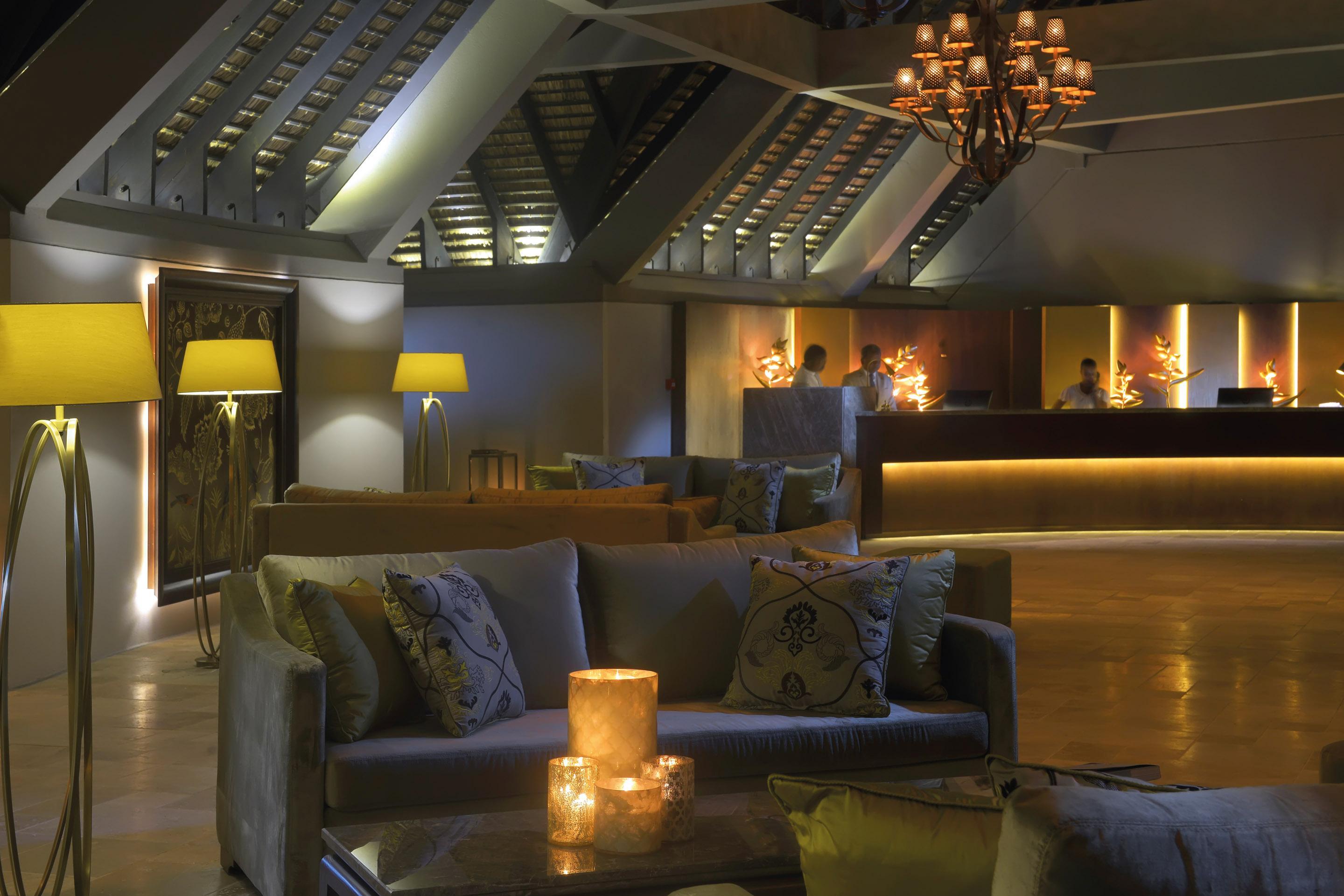 Royal Palm Beachcomber Luxury Resort 5*